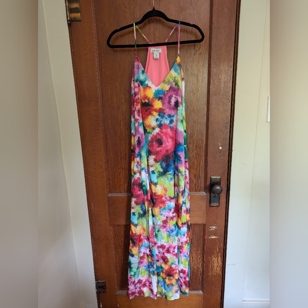 Nicole Miller, flowy, shelf bra, pockets, floral